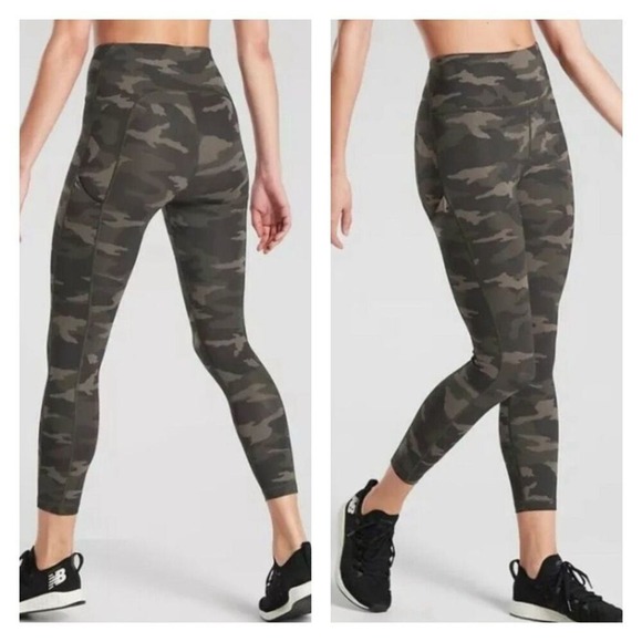 Athleta Pants - Athleta Ultimate 7/8 High Rise Activewear Leggings S Camo